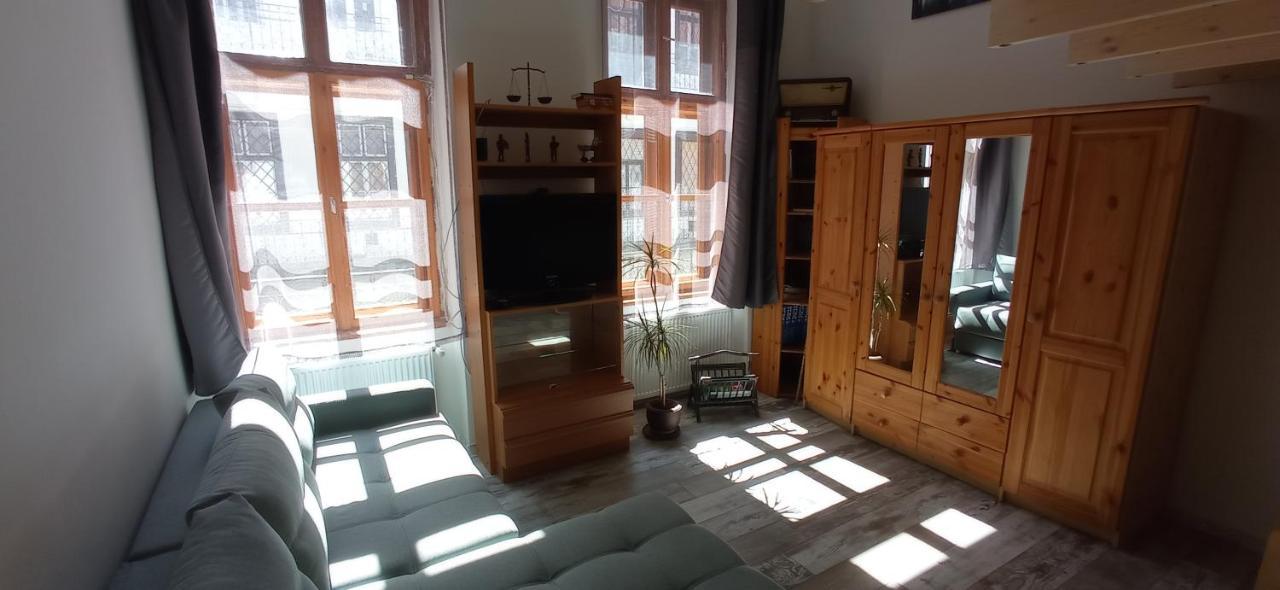 Western Apartman Budapest Exteriör bild